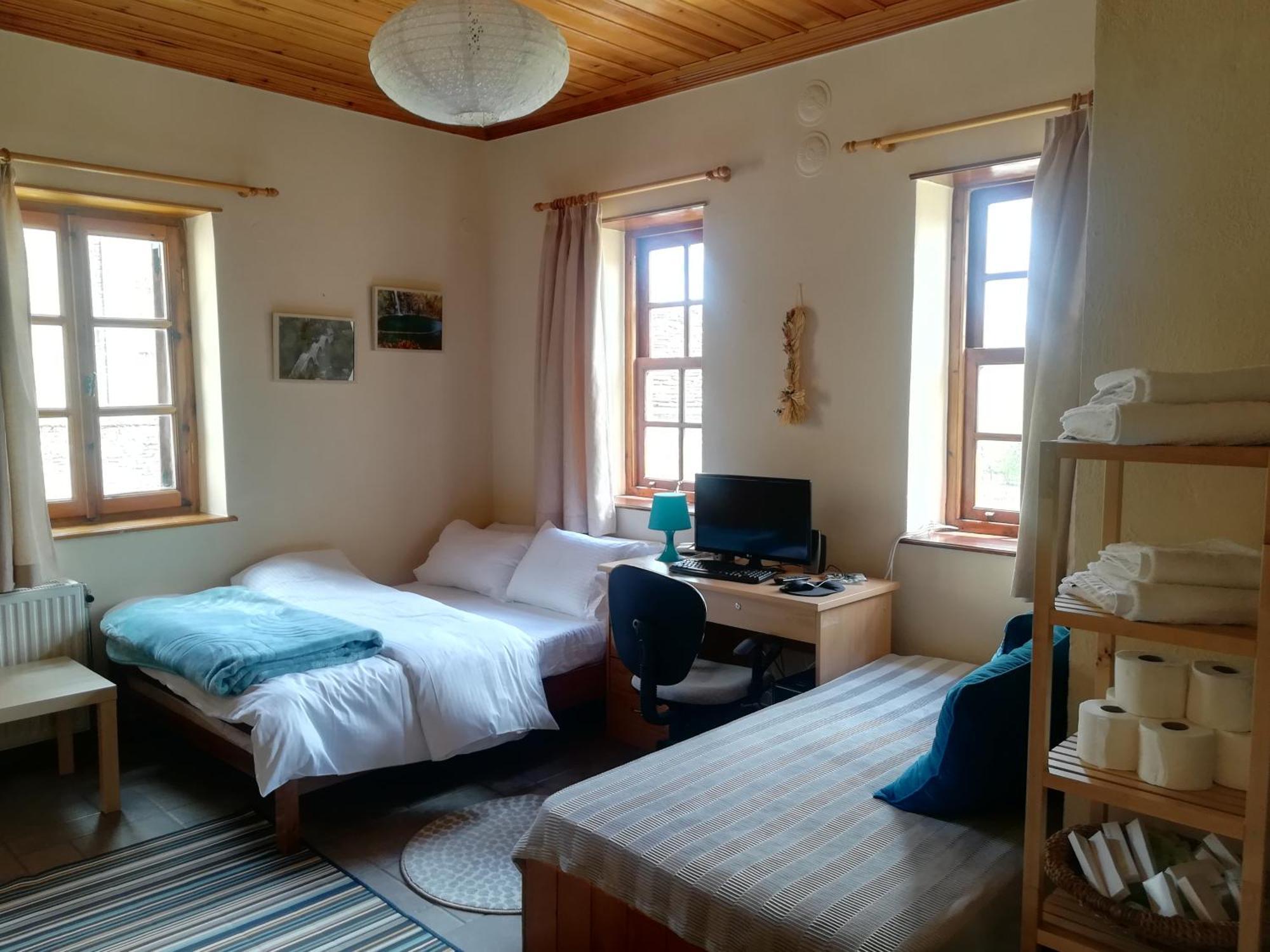 Hostal Amanitis Stone House Kipoi Exterior foto